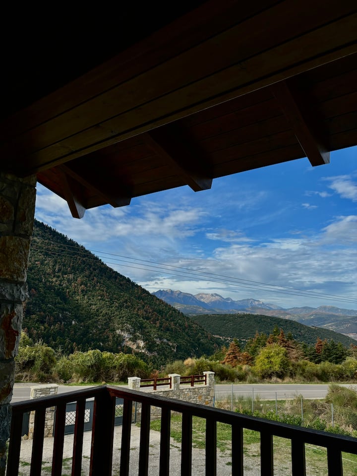 Lyrides Chalet Καλάβρυτα